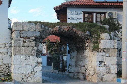 La Casa Pansiyon, Забронировать Отель Отели в центре Сигаджик, в центре
