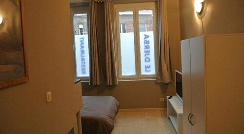 Appartement Studio Tournai, Забронировать Апартаменты/квартира Отели в центре Турне, в центре