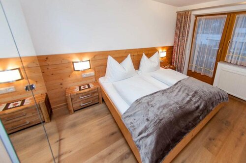 Ferienwohnungen Kerber, Забронировать Отель Отели Lechtal 3 звезды, 3*