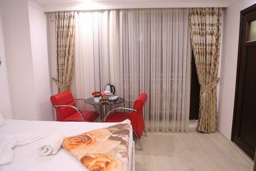 Sultana Premier Hotel, Забронировать Отель Отели Стамбула с парковкой, рядом с Мечеть Малая Айя-София, Парковка