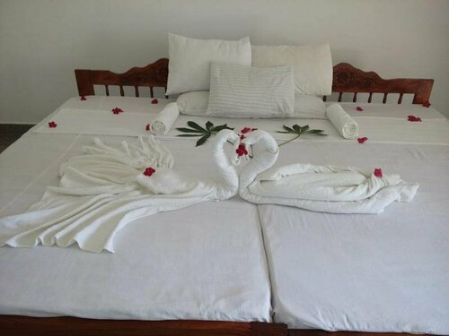 Thirumalai Park, Prenota Hotel Hotel a Distretto di Trincomalee con piscina, Piscina