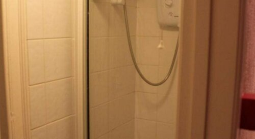 The Wheatsheaf, Rezervați Hotel Hoteluri în Gloucestershire cu parcare, Parcare