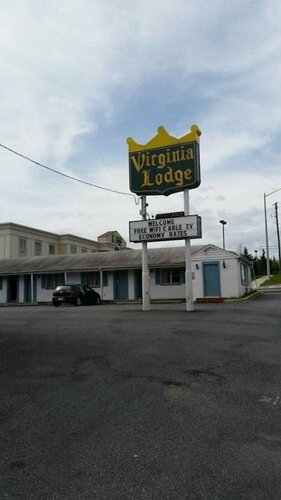The Virginia Lodge, Забронировать Мотель Отели Александрии с парковкой, Парковка