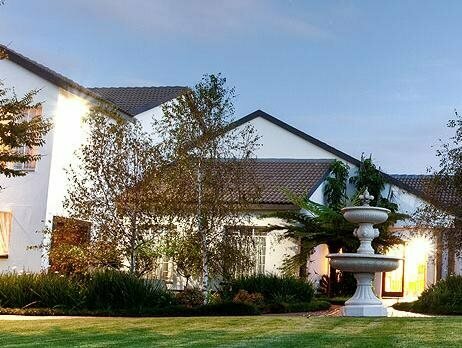 AfricaSky Guest House, Book Pension Kempton Park 