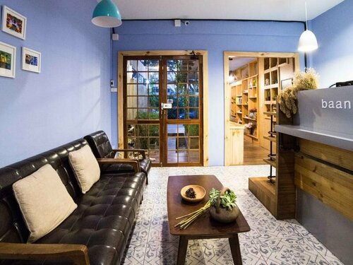 Two Gals And The Pig Boutique Hostel, Забронировать Хостел Чиангмай провинция Чианг Май