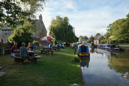 The Barge Inn, Book Pension Hoteller i Gloucestershire med parkering, Parkering