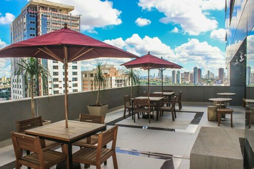 BROOKFIELD TOWERS, JARDIM GOIÁS, DE FRENTE AO FLAMBOYANT SHOPPING , A 6,7 KM DO AUTÓDROMO, COM ESTACIONAMENTO GRÁTIS, ENXOVAL DE CAMA E BANHO COMPLETO, ACADEMIA, LAVANDERIA, LOJA DE CONVENIÊNCIA E RECEPÇÃO 24Hs BY REI DOS FLATS, Забронировать Отель Отели Гояния 3 звезды, 3*