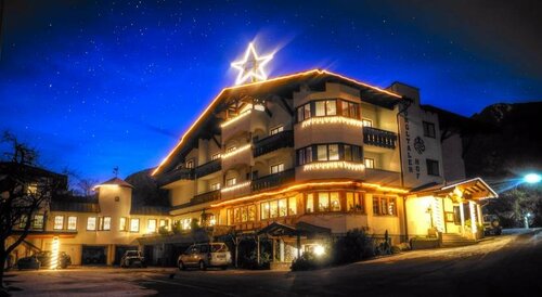 Gurgltaler Hof, Book Hotel Hoteller i Tyrol med pool, Swimmingpool