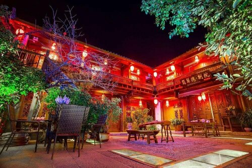 Feicuiwan Bieyuan, Забронировать Отель Лицзян Юньнань, рядом с White Horse Dragon Pond Temple