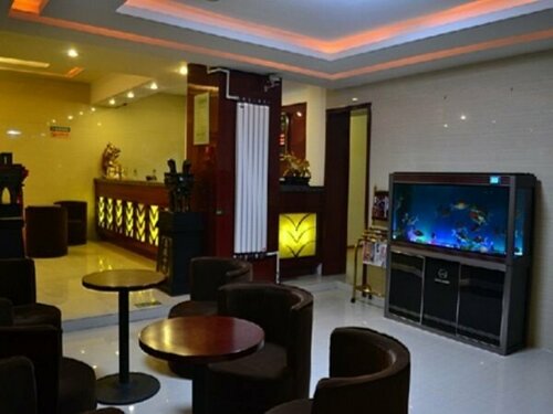 GreenTree Inn GanSu LanZhou Railway Station, Book Hotel Hoteller i Lanzhou med parkering, Parkering
