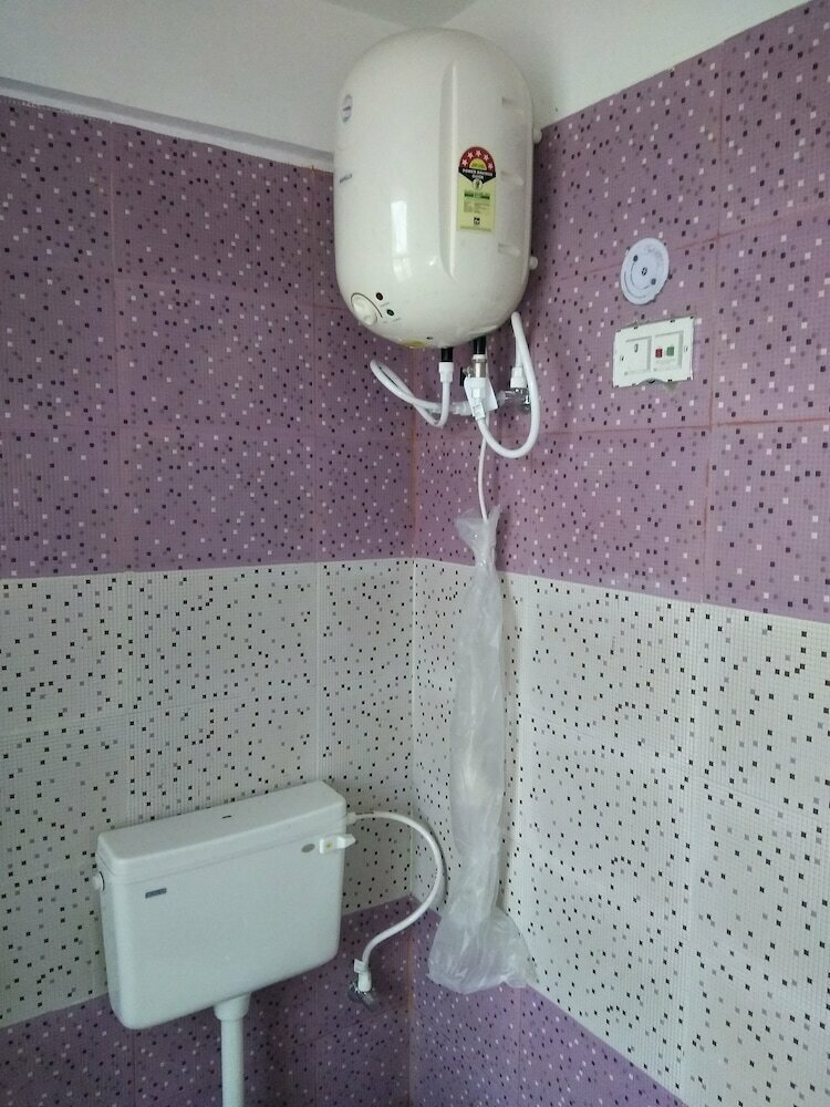 Zero Mile Rooms