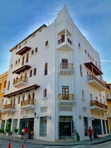 Soy Local Centro Histórico, Забронировать Апартаменты/квартира Отели Картахены с бассейном, рядом с San Francisco Church, Бассейн
