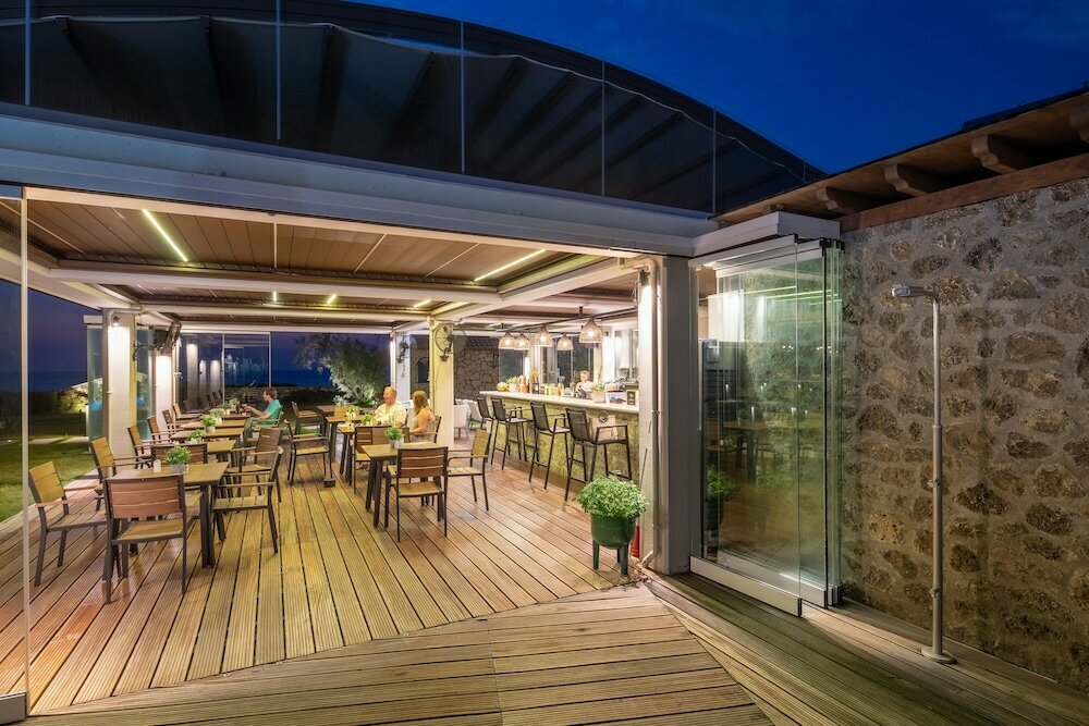 Kyma Suites