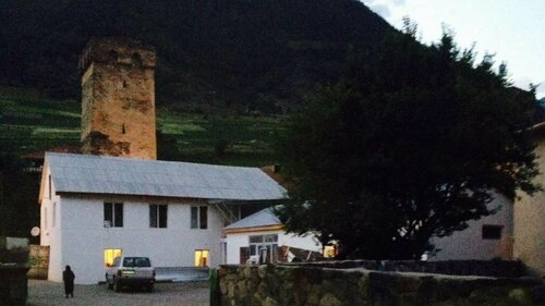 Lomaris Guest House, Prenota Affittacamere Mestia Samegrelo Zemo-Svaneti