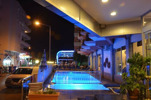‪Balik Hotel‬