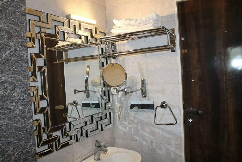 Millennium Inn