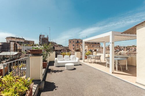 Campo De’ Fiori Prestige Rooms, Забронировать Апартаменты/квартира Отели Рима с завтраком, рядом с Галерея Спада, Завтраки