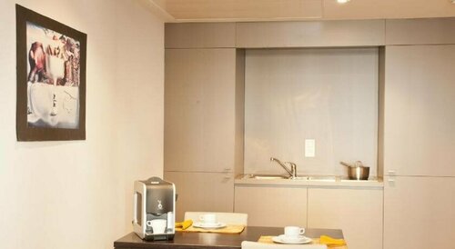 Castelnou Aparthotel, Забронировать Апарт-отель Macharius-Heirnis Гент