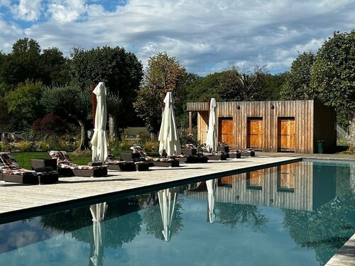 Loire Valley Lodges - Hotel, Prenota Hotel Esvres Centro