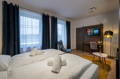 Hotel Zu Freunden, Забронировать Отель «постель и завтрак» Хамм Ruhr area