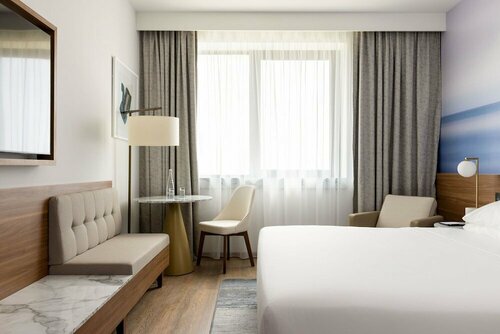 Sheraton Nice, Забронировать Отель Отели Ниццы с парковкой, рядом с Парк Феникс, Парковка