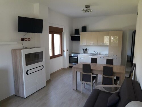 Villa del Parco, Buchen Sie Villa Hotels in Ospedalicchio mit Pool, Schwimmbad