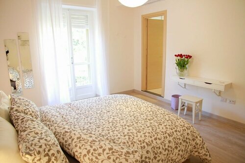 B&B BuonaLuna Salerno, Забронировать Отель «постель и завтрак» Отели Салерно с завтраком, рядом с Salerno Courthouse, Завтраки