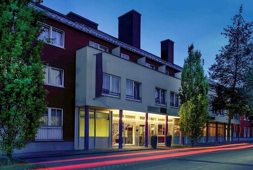 Mercure Hotel Regensburg, Reservar Hotel Hotéis em Regensburgo com estacionamento, Estacionamento
