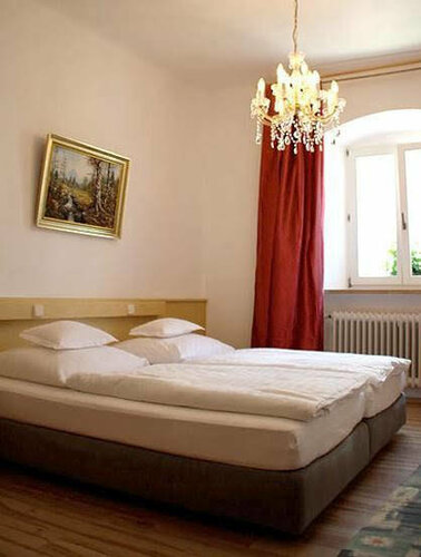 Hotel Bairischer Hof, Забронировать Отель Марктредвиц Фихтельгебирге