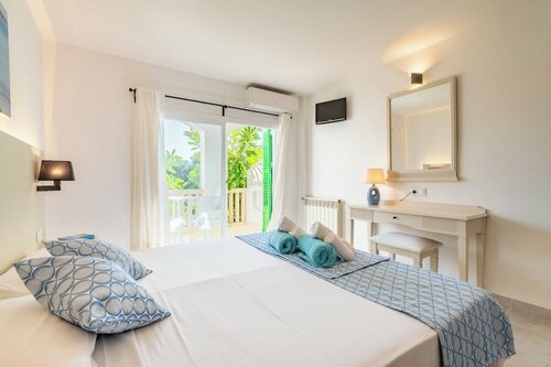 Hotel Martorell, Varaa Hotelli Hotellit Ses Salines aamiaisella, Aamiainen