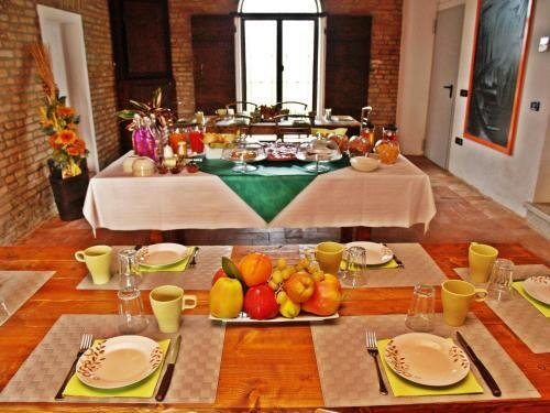 Le Bighe Room & Breakfast, Rezervați Hotel Ferrara 