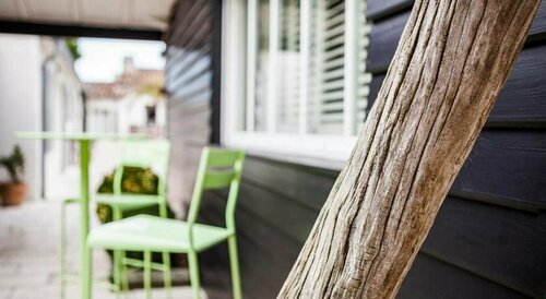 Hotel Les Bois Flottais, Забронировать Отель Отели в центре Ле-Буа-Плаж-ан-Ре, в центре