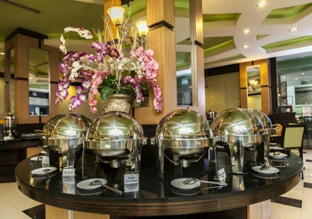 Orchardz Jayakarta
