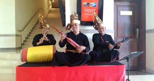 Hotel Aryaduta Makassar, Varaa Hotelli Makassar 