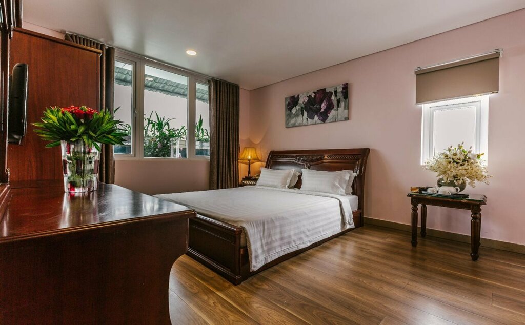 Kin Hotel Thai Van Lung