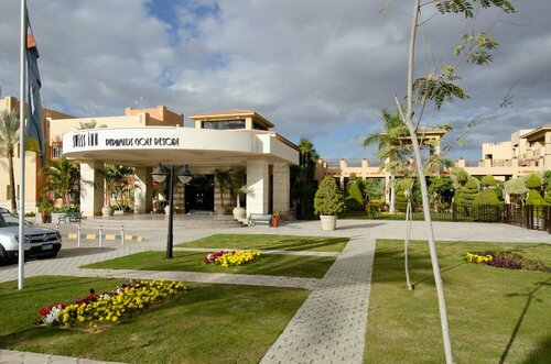 Курортный отель Swiss Inn Pyramids Golf Resort, Забронировать Курортный отель Отели Города им. 6 Октября 5 звезд, 5*