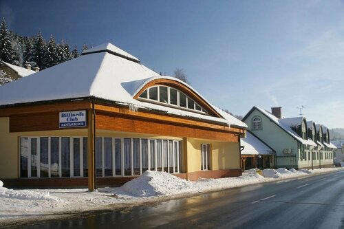 Hotel Albis, Забронировать Отель Отели Врхлаби 3 звезды, рядом с Tow Bubakov II, 3*