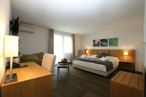 Businesshotel Lux, Забронировать Отель Отели Люцерна с завтраком, Завтраки