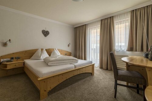 Hotel Garni Chasa Nova, Reserva ahora Hotel Samnaun 
