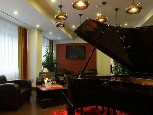 Wellness Hotel GREEN PARADISE, Prenota Hotel Březová Karlovy Vary