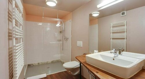 Genève Cottage, Varaa Lomakoti SPA-hotellit kohteessa Versoix, SPA