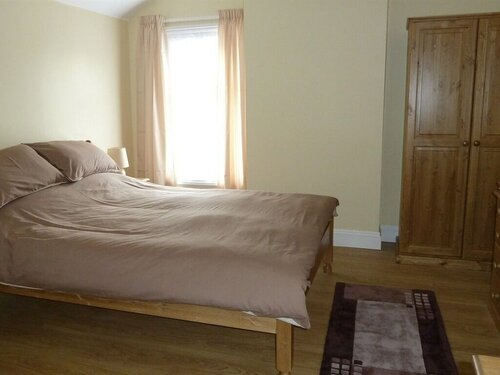 Park Lodge B&B, Book Bed and Breakfast Hoteller i Ryde med parkering, nær Appley Beach, Parkering