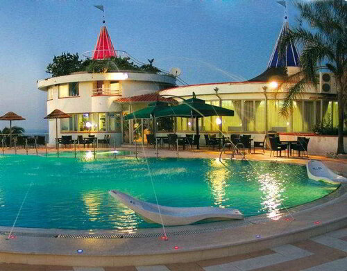 Hotel Villaggio Stromboli, Забронировать Отель Бривади Вибо-Валентия