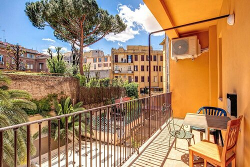 Hotel Verona Rome, Забронировать Отель Рионе Монти Рим, рядом с Римский форум
