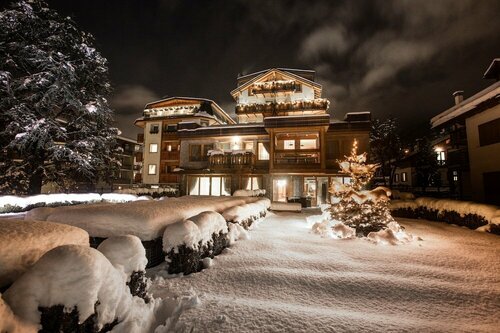 Sottovento Luxury Hospitality, Book Hotel Hoteller i Bormio med morgenmad, Morgenmad