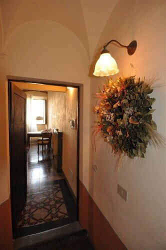 A casa di Anelia, Забронировать Отель Отели Val di Chiana 3 звезды, 3*