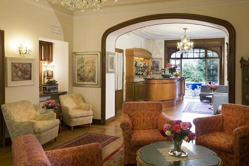 Hotel Royal, Réserver Hôtel Hôtels à Piémont avec parking, Parking