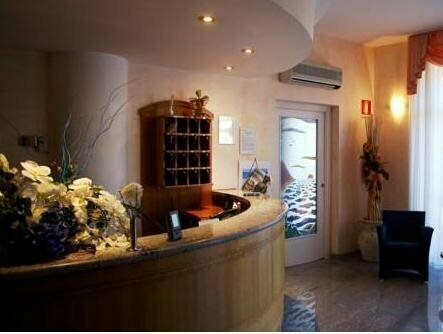 Hotel Feluca, Забронировать Отель Отели Бонассола 3 звезды, 3*