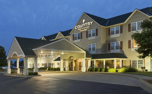 Country Inn & Suites by Radisson, Salina, KS, Prenota Hotel Hotel a Kansas con parcheggio, Parcheggio