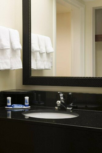 Fairfield Inn Evansville East, Varaa Hotelli Hotellit Indiana aamiaisella, Aamiainen